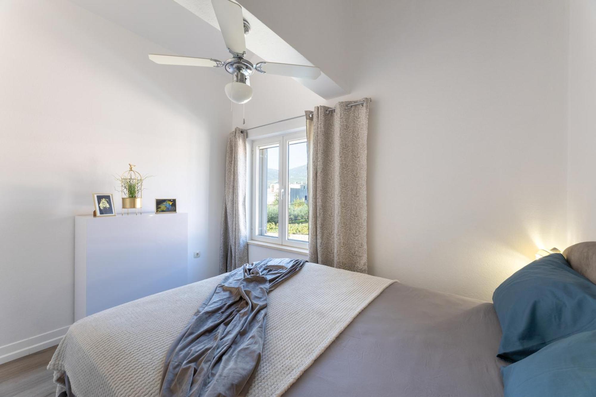 Apartmant With Pool 8 Kastela Exterior photo